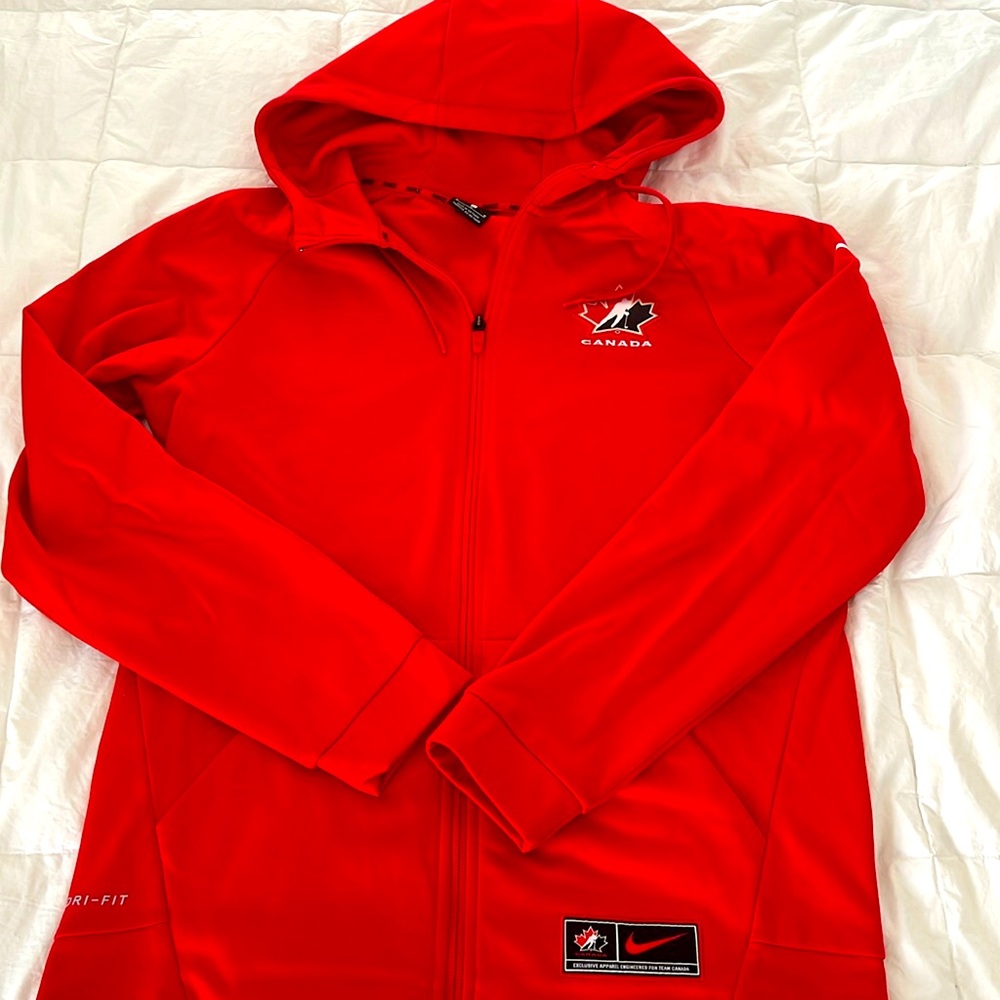 Nike Dri Fit Team Canada